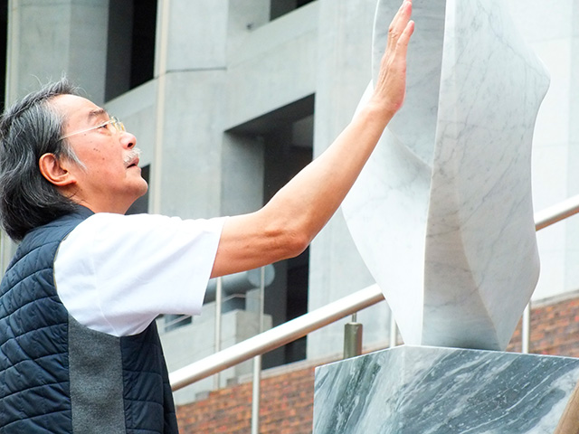 2016年9月12日／京都造形芸術大学大理石彫刻作品「風の環2011 -絆-」／3.11慰霊モニュメント1/3モデル／武藤順九作